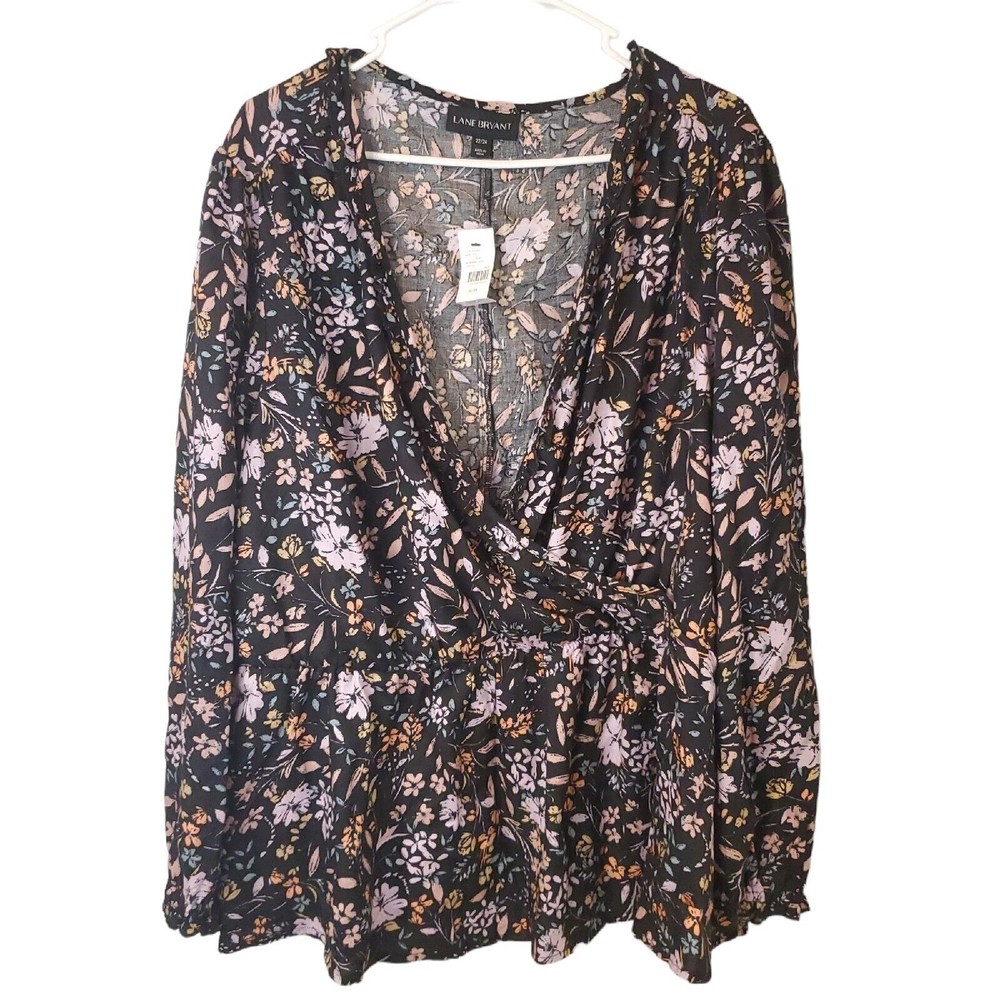 Lane Bryant Women's Blouse Size 22/24 Black Floral V-neck Wrap Puffy Unlined